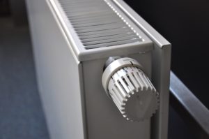 elektrické nebo plynové topení