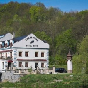 Hotel v romantickém prostředí hradu Karlštejn