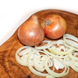 Česnek, cibule a med: co o přírodních antibiotikách platí