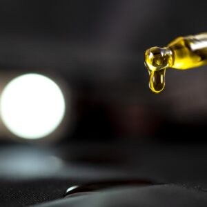 CBD olej jako přírodní léčba bolesti. Jaké jsou přínosy?